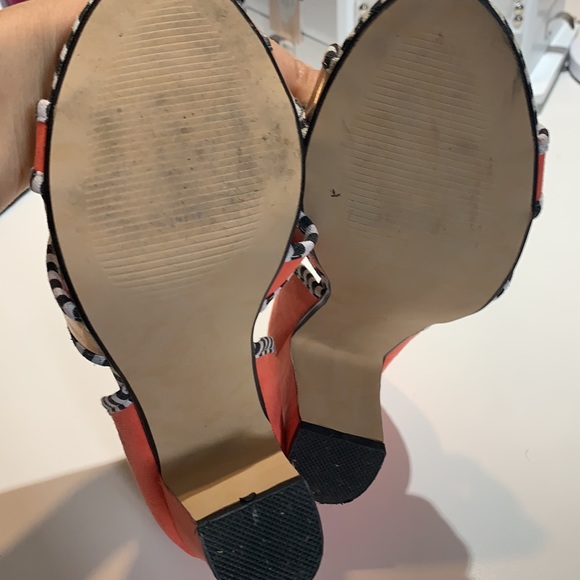 Shoes - Picture 5 of 5